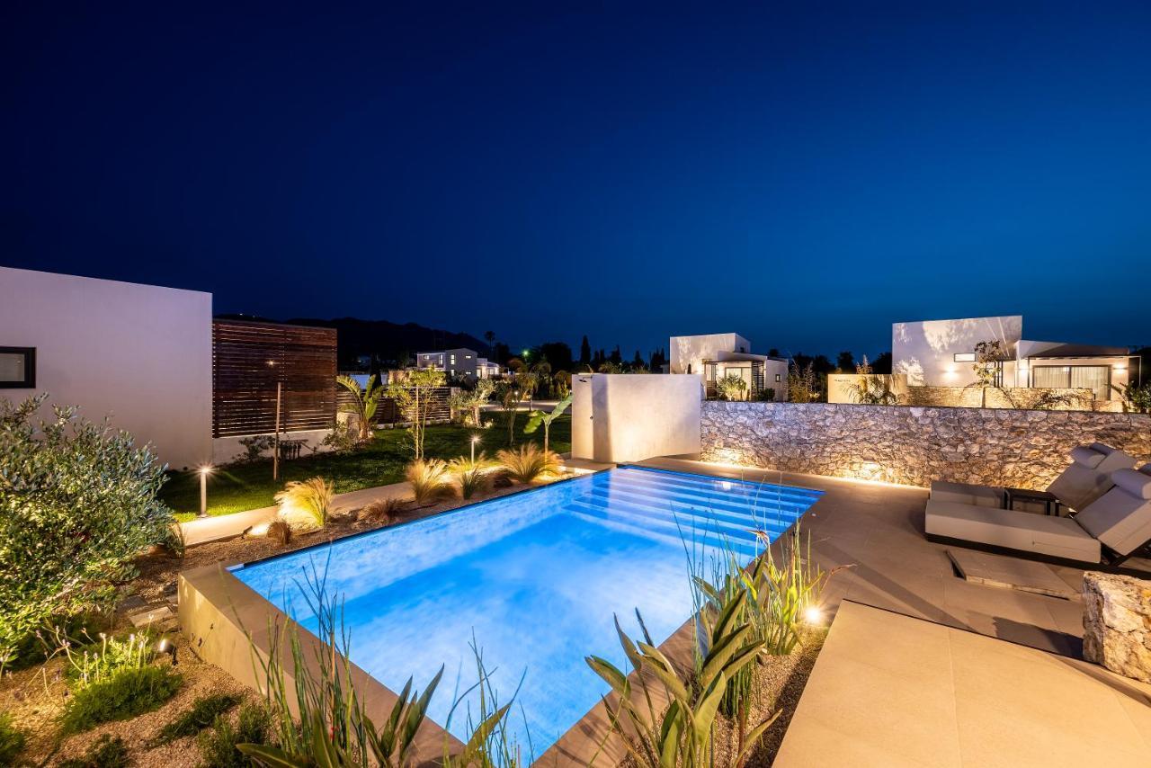 Campo Premium Stay Private Pool Villas Kos Bagian luar foto