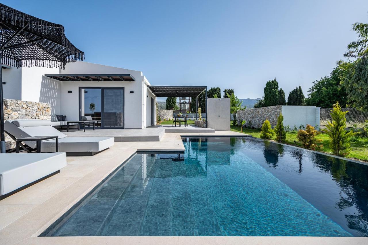 Campo Premium Stay Private Pool Villas Kos Bagian luar foto