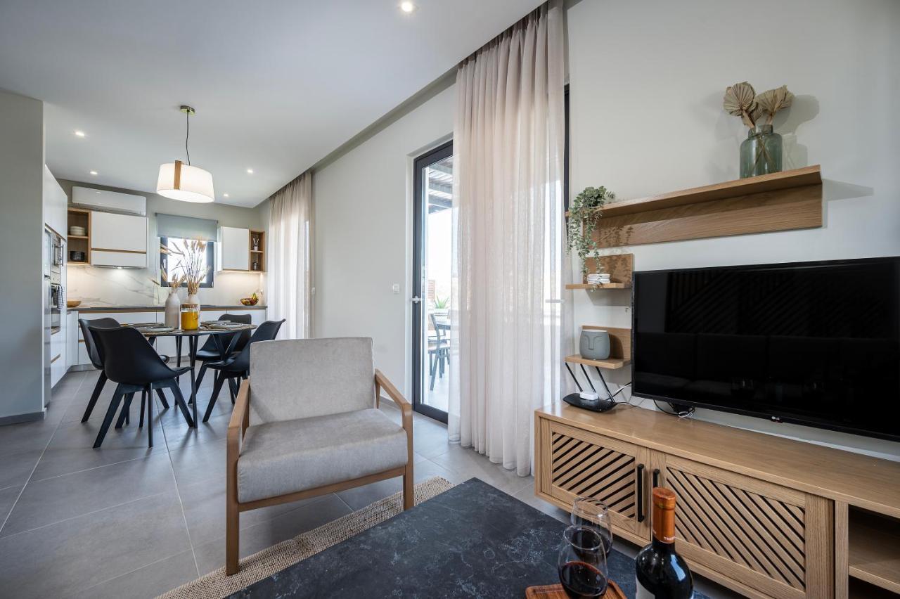 Campo Premium Stay Private Pool Villas Kos Bagian luar foto