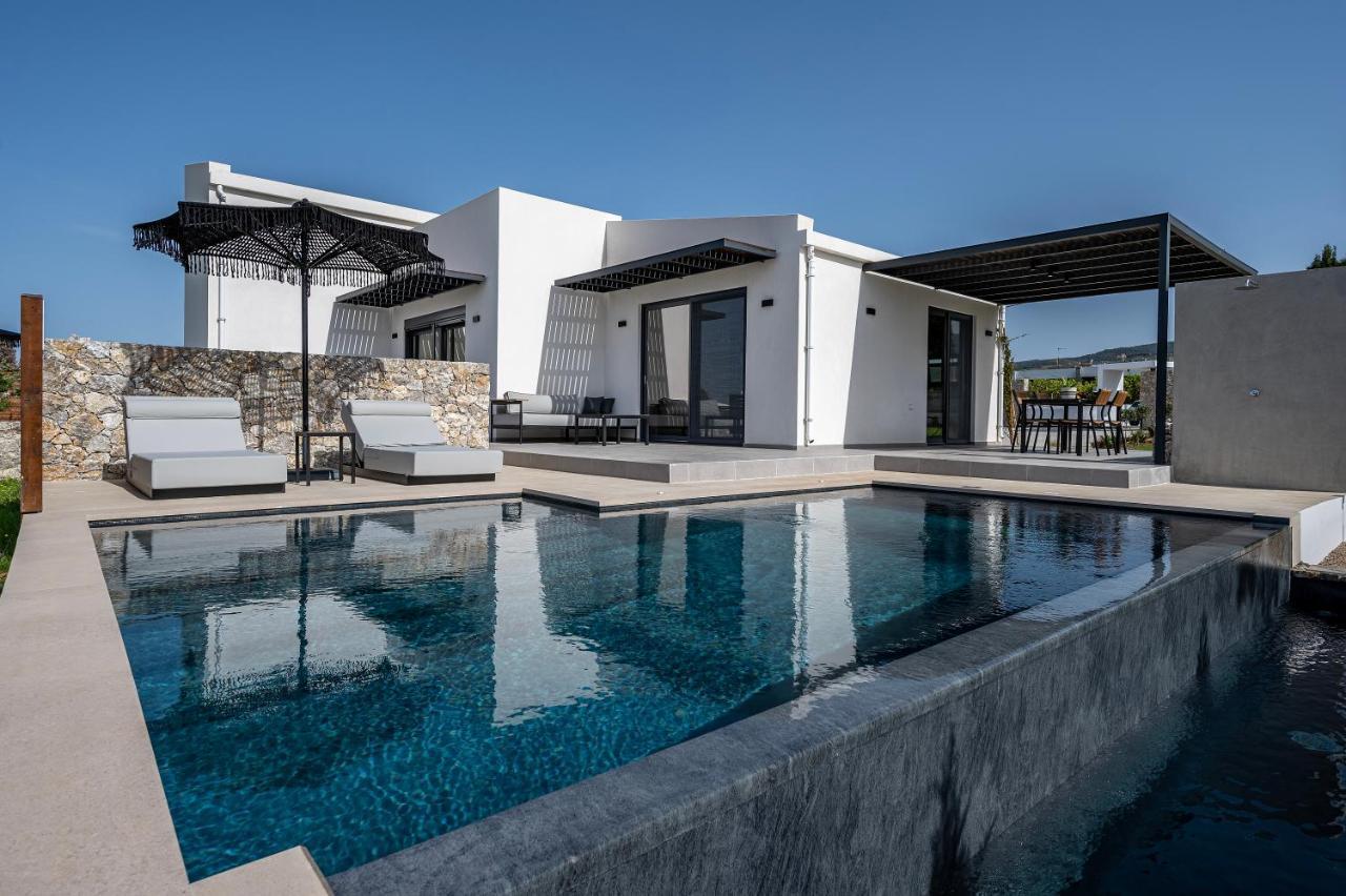 Campo Premium Stay Private Pool Villas Kos Bagian luar foto